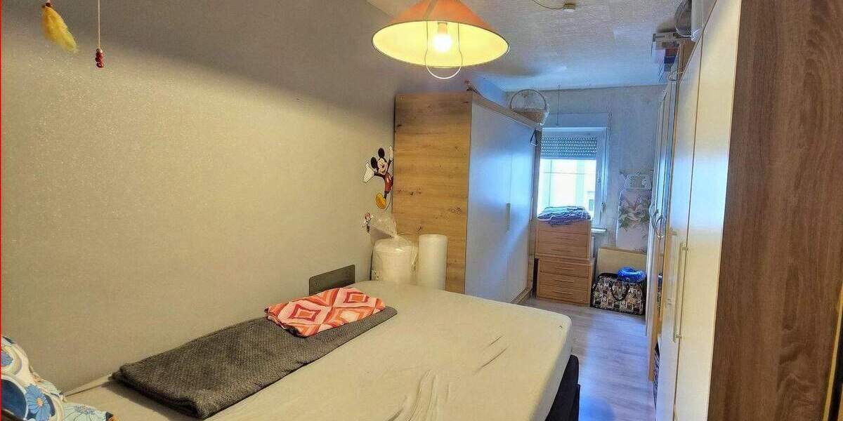 Etagenwohnung Pforzheim Oststadt - 4 Zimmer, 86 m&sup2;, 199.500&euro; | Angebot:25725639