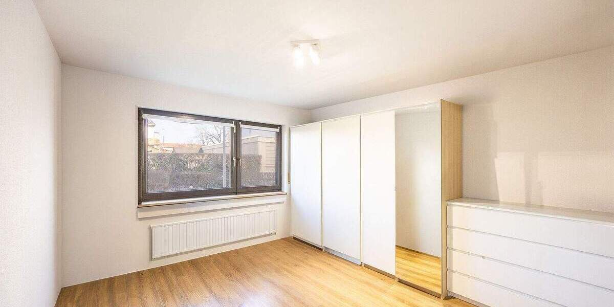 Etagenwohnung Freiberg am Neckar Beihingen - 4 Zimmer, 81 m&sup2;, 299.000&euro; | Angebot:25879828
