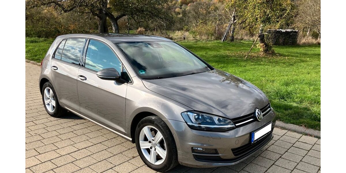 VW Golf 132.000 km 8.600 &euro; Schönaich 71101
