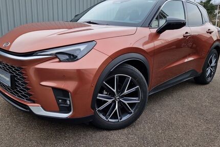 Lexus LBX 20.412 km 35.990 &euro; Nürtingen 72622