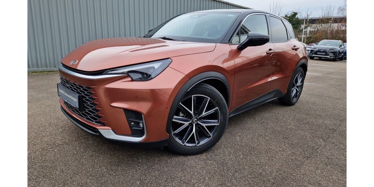 Lexus LBX 20.412 km 35.990 &euro; Nürtingen 72622