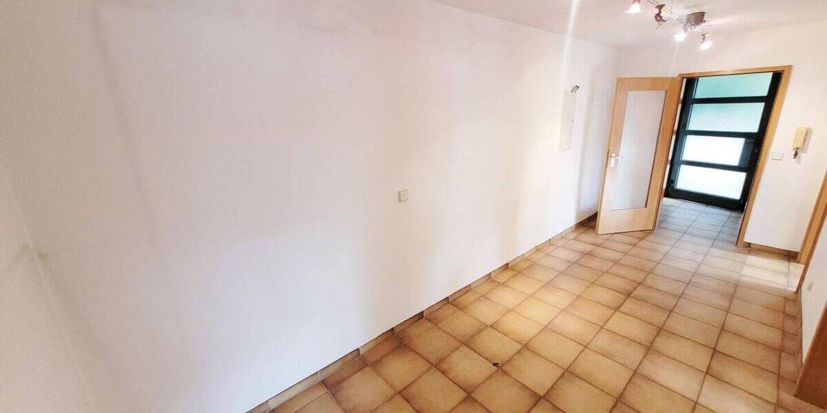 Etagenwohnung Stuttgart Rohracker - 2 Zimmer, 74 m&sup2;, 900&euro; | Angebot:23981721