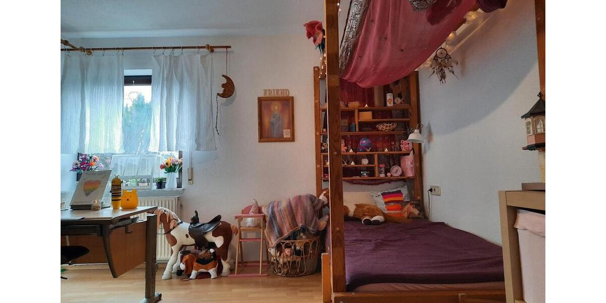 Etagenwohnung Wildberg - 3 Zimmer, 95 m&sup2;, 950&euro; | Angebot:26441772