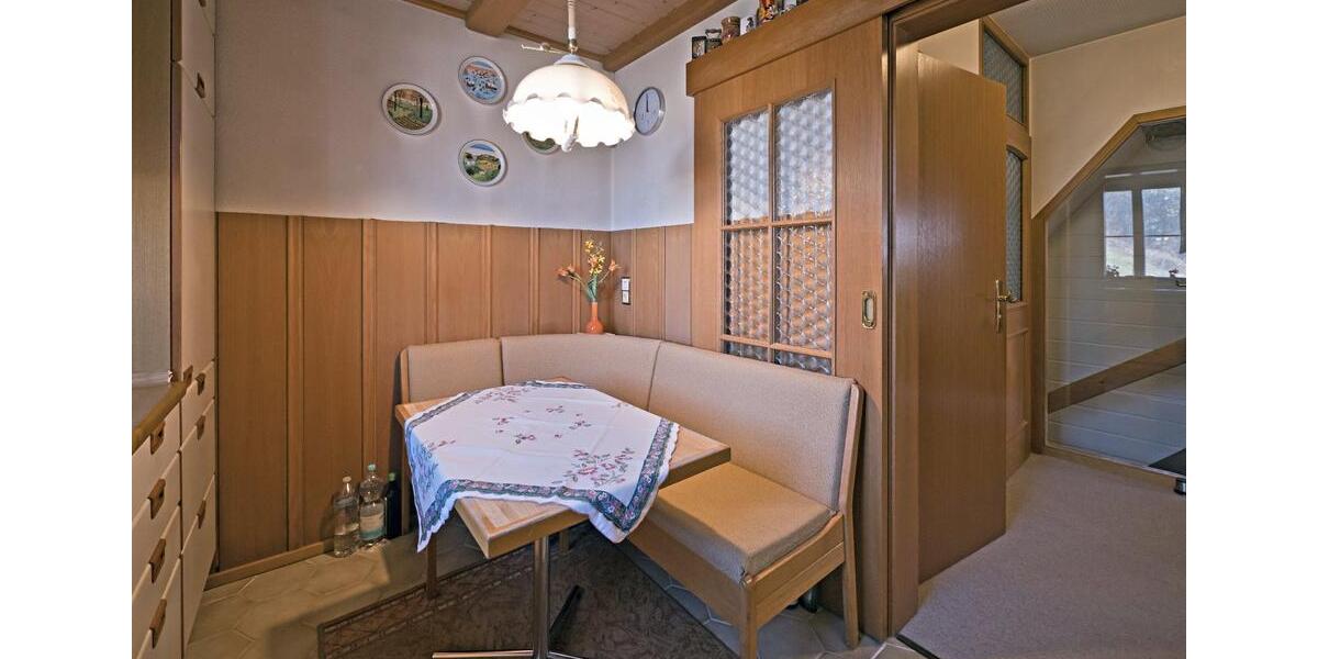 Einfamilienhaus Nagold - 7 Zimmer, 99 m&sup2;, 348.000&euro; | Angebot:25858427