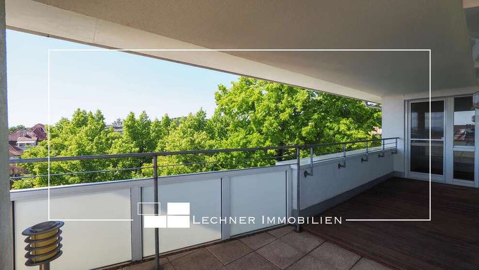 Zentrales, lichterfülltes Penthouse mit Dachterrasse 3.5 zimmer