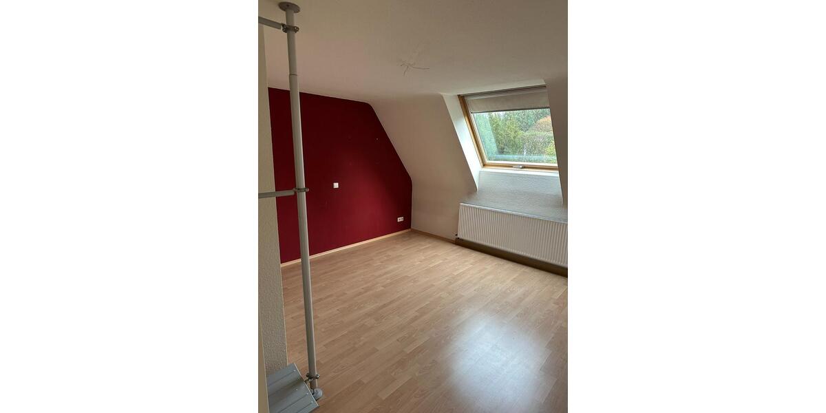 Dachgeschoßwohnung Stuttgart Hedelfingen - 2 Zimmer, 54 m&sup2;, 219.000&euro; | Angebot:23928181
