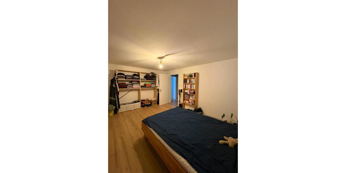 Dachgeschoßwohnung Rottenburg am Neckar - 3.5 Zimmer, 67 m&sup2;, 780&euro; | Angebot:27542684