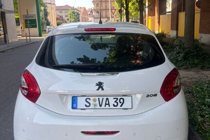 Peugeot 208 107.500 km 4.800 &euro; Stuttgart 70499