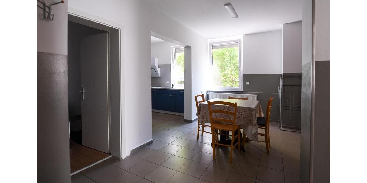 Mehrfamilienhaus, Wohnhaus Reutlingen Reutlingen-Betzingen - 18 Zimmer, 460 m&sup2;, 6.000&euro; | Angebot:24245162