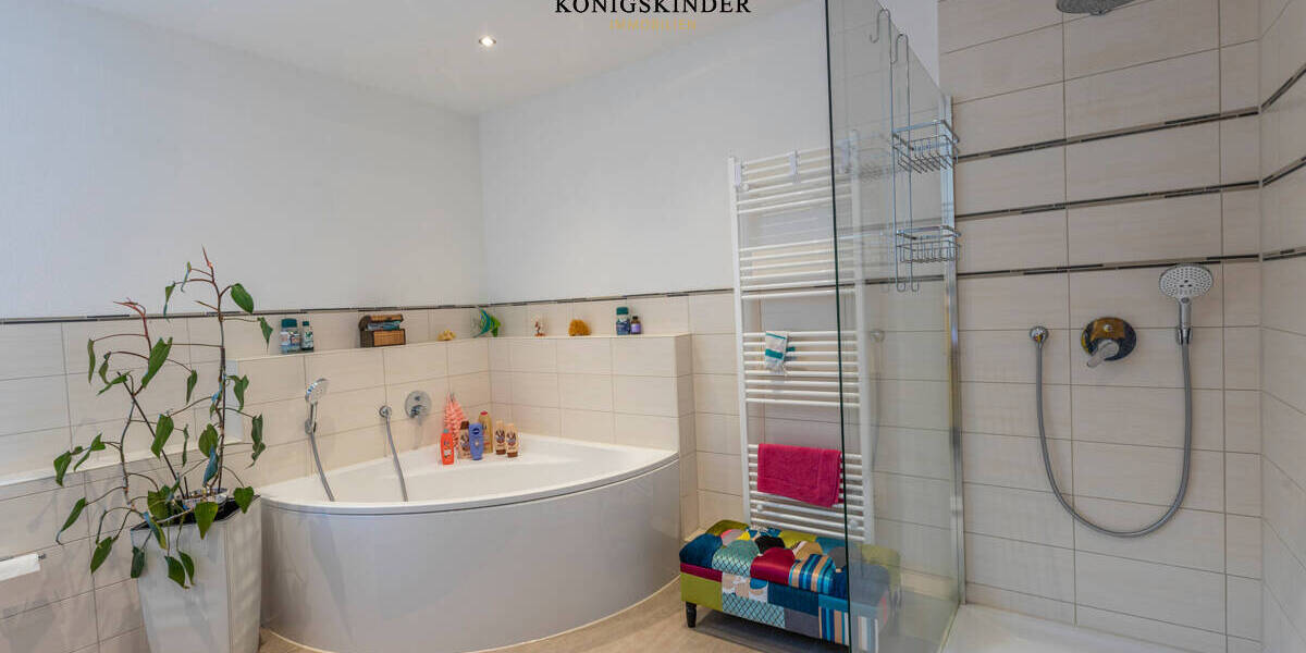 Etagenwohnung Stuttgart Ost - 3 Zimmer, 95 m&sup2;, 429.000&euro; | Angebot:25733916