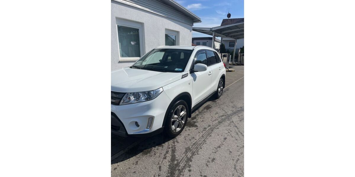 Suzuki Vitara 93.000 km 15.999 &euro; Reutlingen 72768