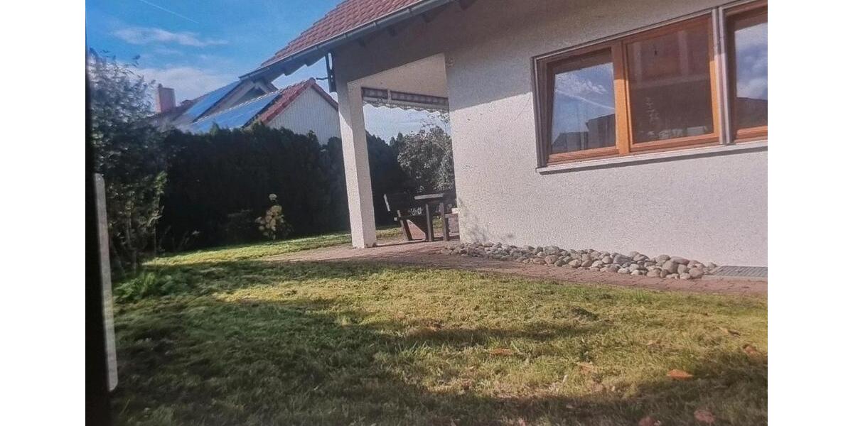 Erdgeschoßwohnung Sindelfingen - 3.5 Zimmer, 110 m&sup2;, 1.200&euro; | Angebot:24746192