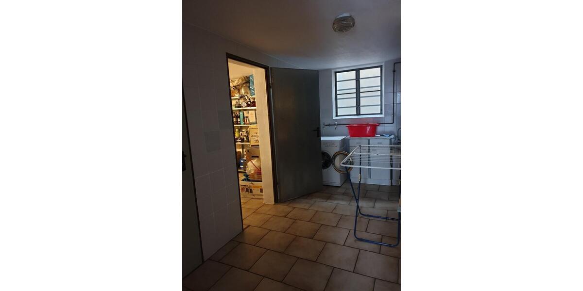 Mehrfamilienhaus, Wohnhaus Bietigheim-Bissingen Bissingen - 10 Zimmer, 210 m&sup2;, 870.000&euro; | Angebot:24154002