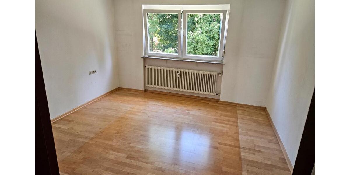 Etagenwohnung Reutlingen Reutlingen (Kernstadt) - 4 Zimmer, 96 m&sup2;, 325.000&euro; | Angebot:26941697