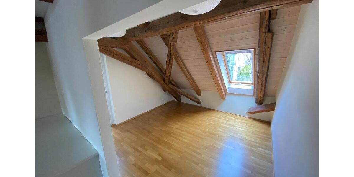 Maisonettenwohnung Fellbach - 5 Zimmer, 130 m&sup2;, 1.450&euro; | Angebot:25917315