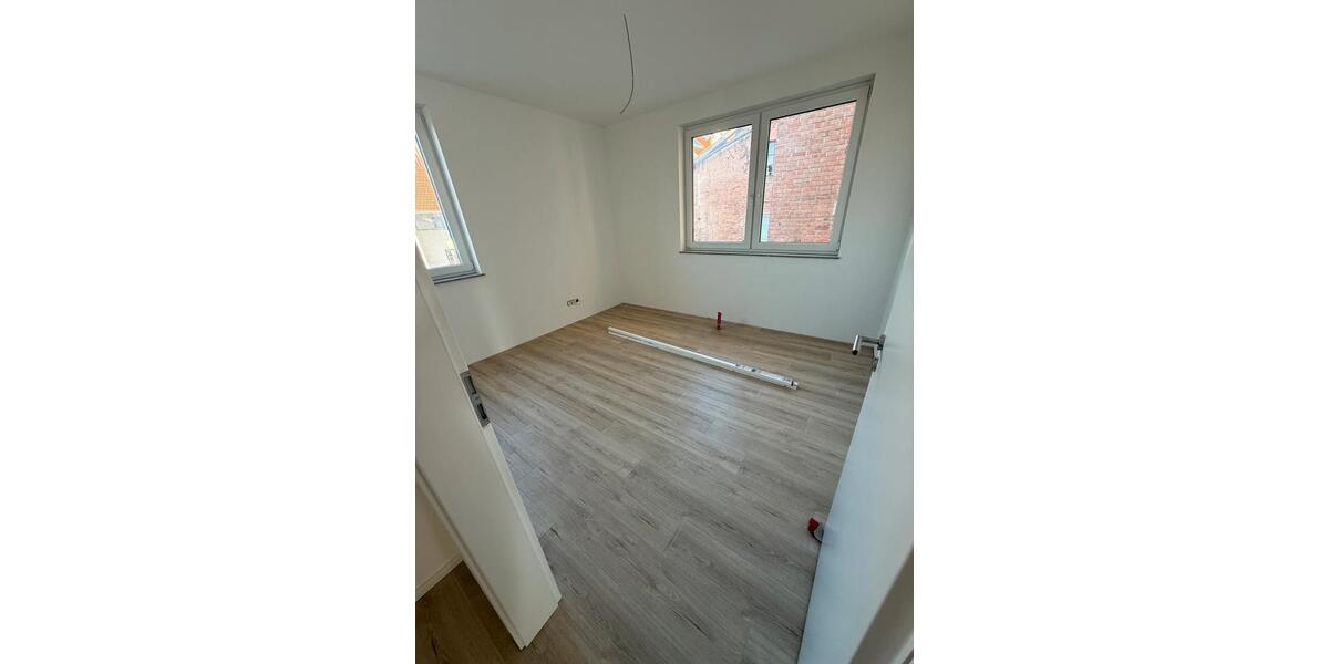 Etagenwohnung Calw - 3.5 Zimmer, 90 m&sup2;, 1.350&euro; | Angebot:25407146