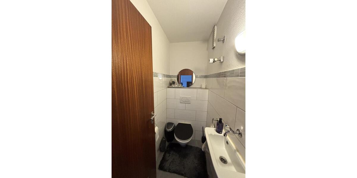 Etagenwohnung Ludwigsburg Oßweil - 3.5 Zimmer, 83 m&sup2;, 1.060&euro; | Angebot:25789024