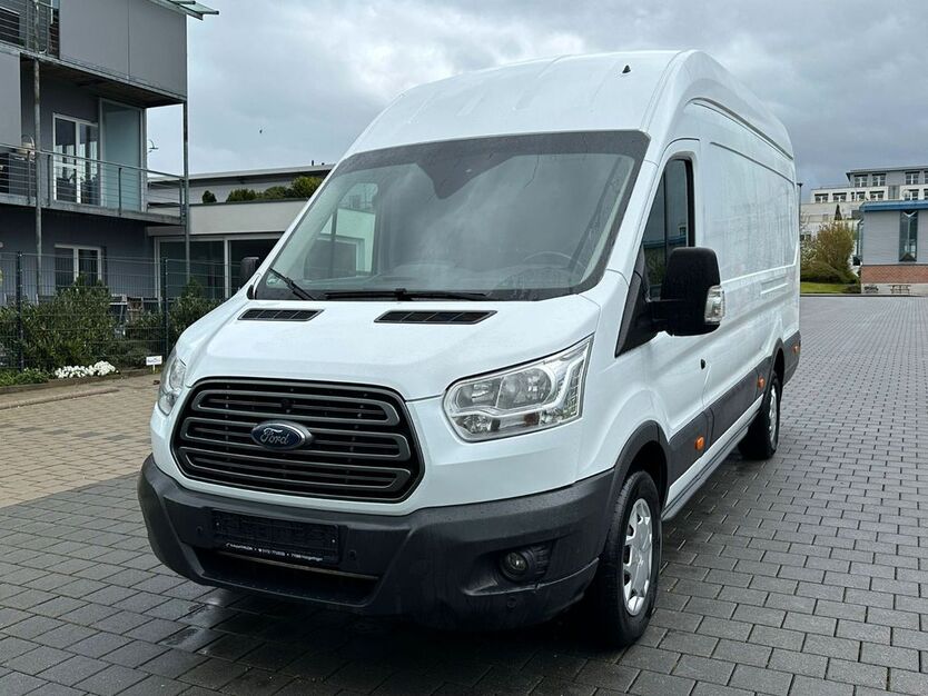 Ford Transit 182.000 km 17.980 € Holzgerlingen 71088