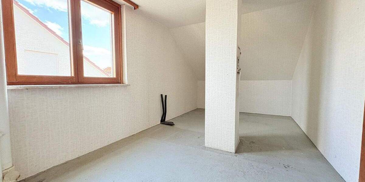 Mehrfamilienhaus, Wohnhaus Steinenbronn - 8 Zimmer, 155 m&sup2;, 669.000&euro; | Angebot:25748771