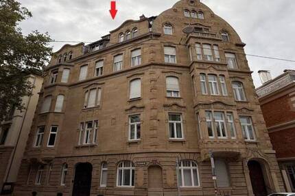 Spektakuläre 5,5 Zimmer-DG-Mietwohnung mit Terrasse und Traumblick in Stuttgart-Süd