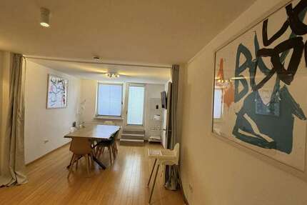 Wohnung zum Mieten in Stuttgart 2.000 € 110 m² 5 zimmer