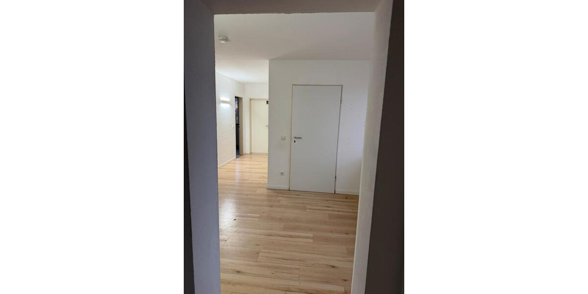 Etagenwohnung Niefern-Öschelbronn Öschelbronn - 4 Zimmer, 115 m&sup2;, 1.350&euro; | Angebot:25592548