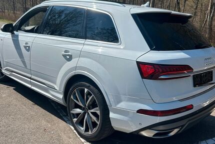 Audi Q7 251.880 km 37.999 &euro; Frickenhausen 72636