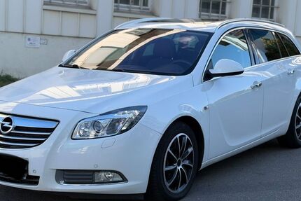 Opel Insignia 223.800 km 3.590 &euro; Stuttgart 70374