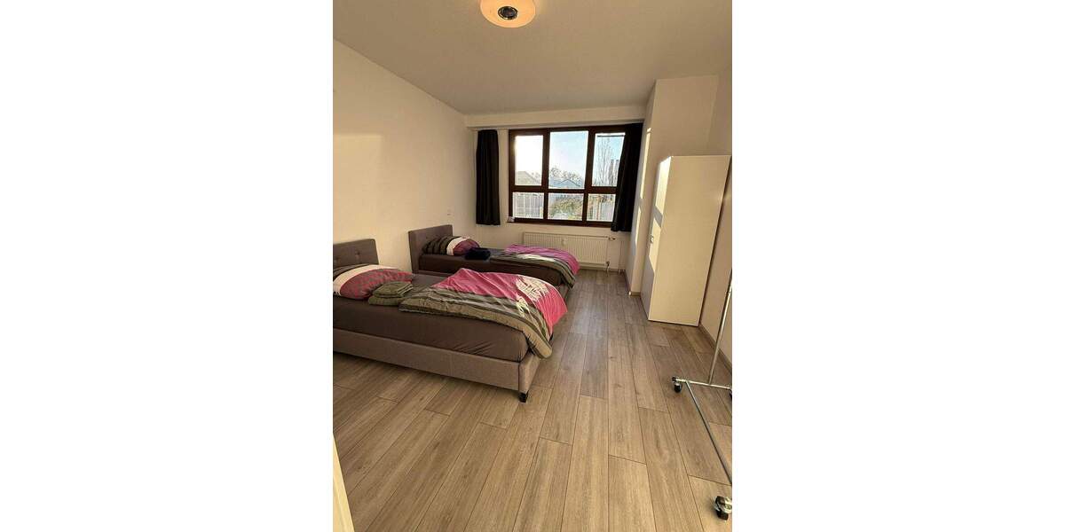 Etagenwohnung Niefern-Öschelbronn Niefern - 5 Zimmer, 130 m&sup2;, 299.000&euro; | Angebot:25780877