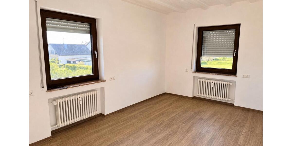Etagenwohnung Pliezhausen - 4 Zimmer, 109 m&sup2;, 1.380&euro; | Angebot:26423371
