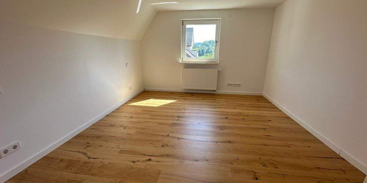 Einfamilienhaus Waiblingen / Beinstein Beinstein - 8 Zimmer, 233 m&sup2;, 2.680&euro; | Angebot:25340118