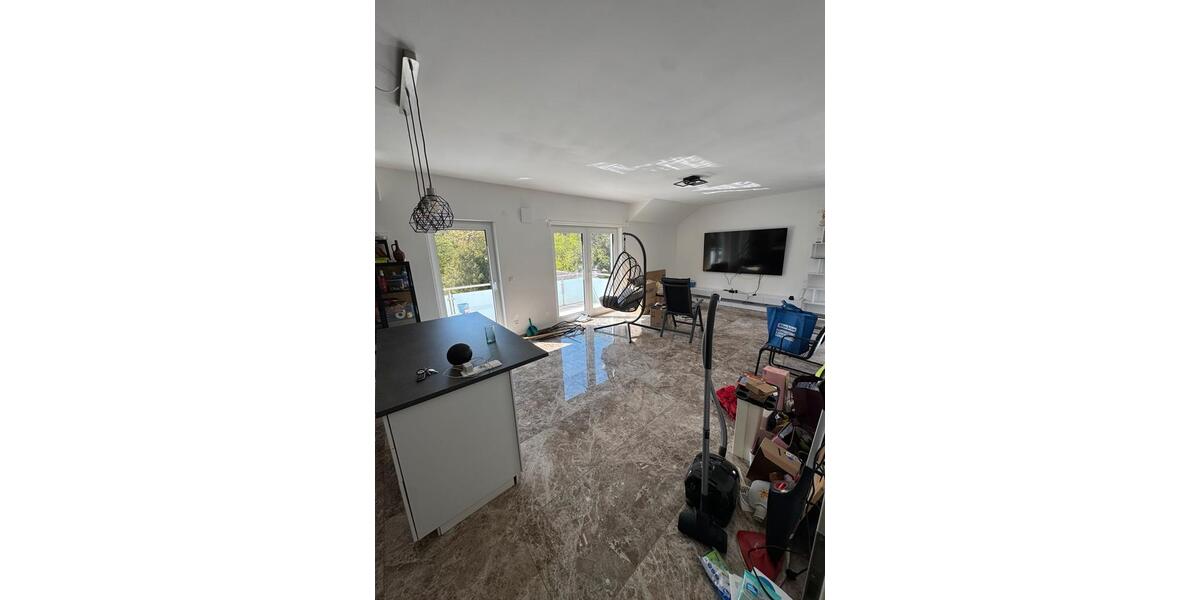 Etagenwohnung Calw - 3.5 Zimmer, 82 m&sup2;, 1.300&euro; | Angebot:26321292