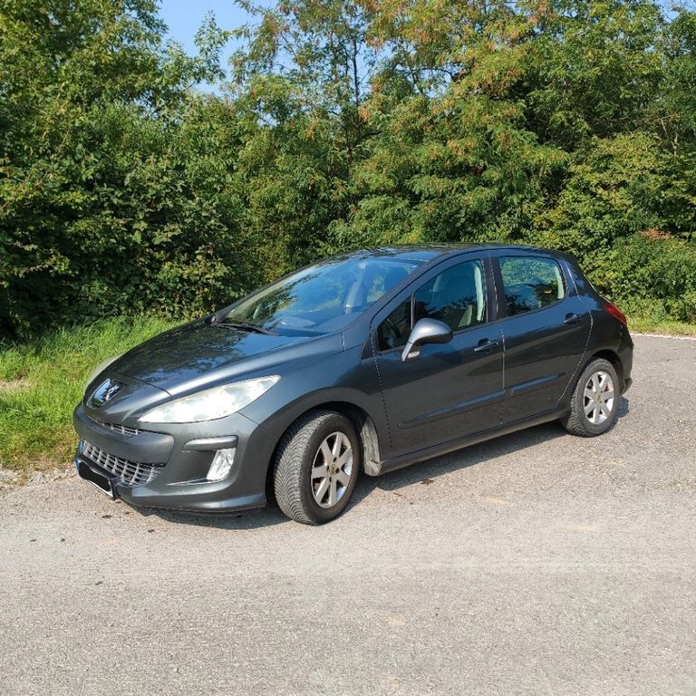 Peugeot 308 131.477 km 2.700 € Vaihingen an der Enz 71665
