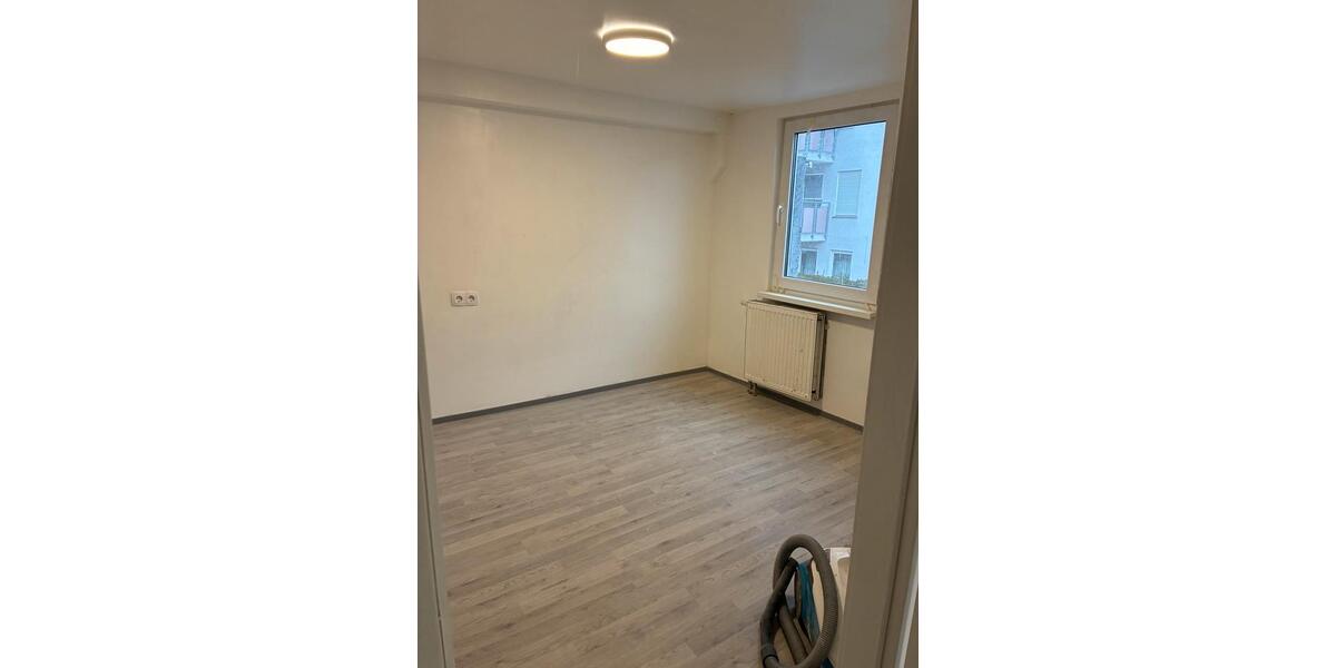 Einfamilienhaus Freiberg am Neckar - 5 Zimmer, 91 m&sup2;, 290.000&euro; | Angebot:24897610