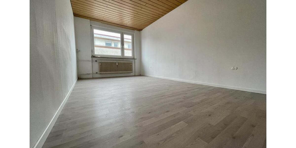 Etagenwohnung Pforzheim - 3 Zimmer, 69 m&sup2;, 250.000&euro; | Angebot:26972578