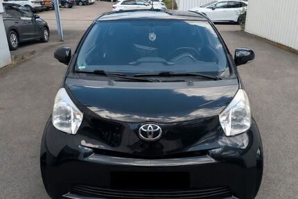 Toyota IQ 111.900 km 3.989 &euro; Wiernsheim 75446