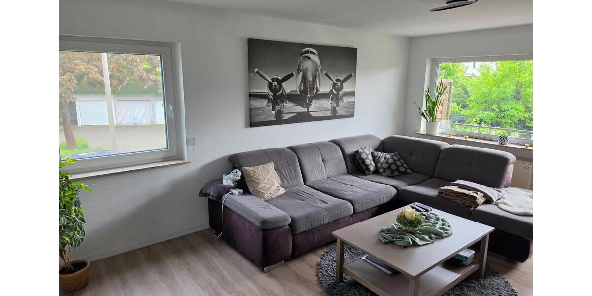 Etagenwohnung Freiberg am Neckar - 3.5 Zimmer, 105 m&sup2;, 1.200&euro; | Angebot:26462108