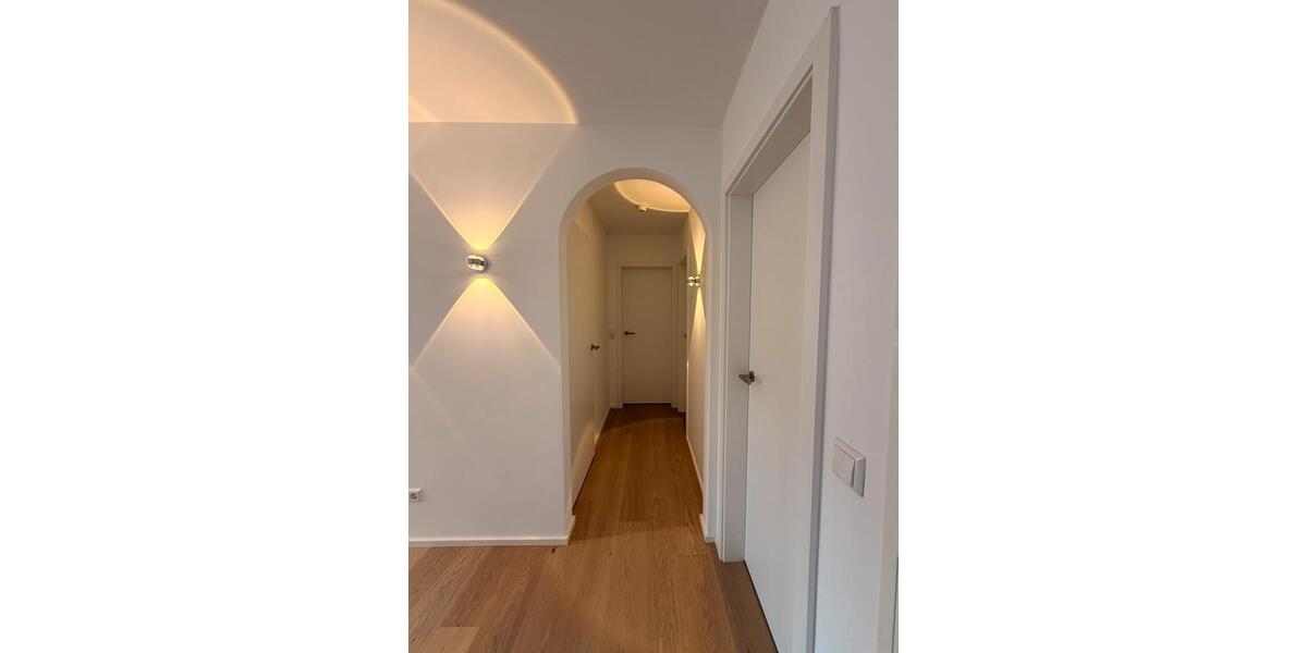 Dachgeschoßwohnung Kornwestheim - 4 Zimmer, 108 m&sup2;, 560.000&euro; | Angebot:25641429