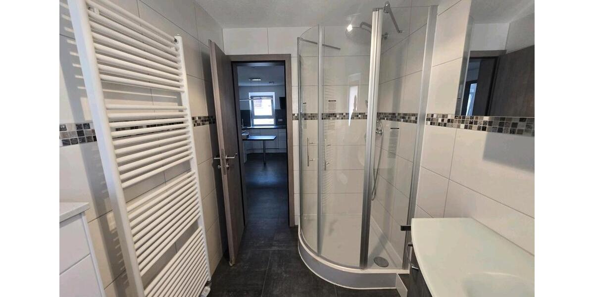 Etagenwohnung Gärtringen - 3.5 Zimmer, 100 m&sup2;, 1.500&euro; | Angebot:25432110