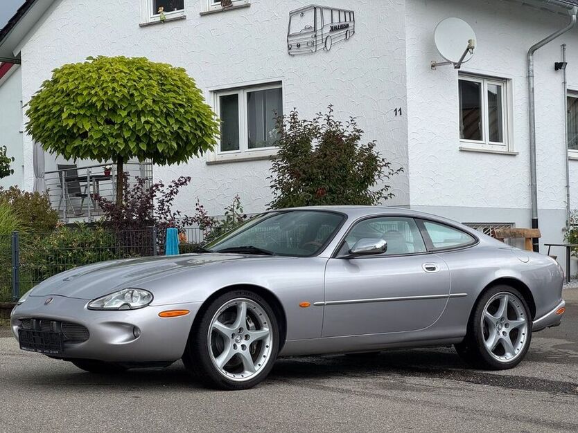 XKR