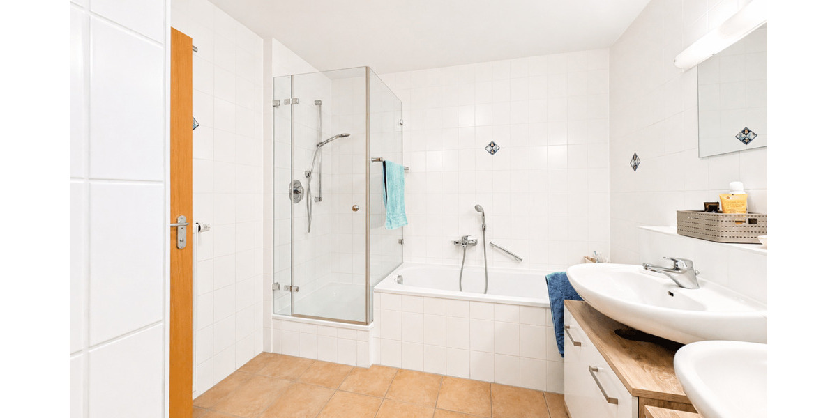 Etagenwohnung Filderstadt Bonlanden - 5 Zimmer, 129 m&sup2;, 649.000&euro; | Angebot:26585509