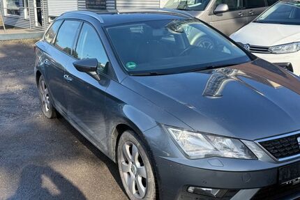 Seat Leon 139.557 km 9.990 &euro; Sindelfingen 71065