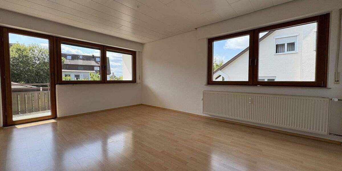 Mehrfamilienhaus, Wohnhaus Steinenbronn - 8 Zimmer, 155 m&sup2;, 669.000&euro; | Angebot:25748771