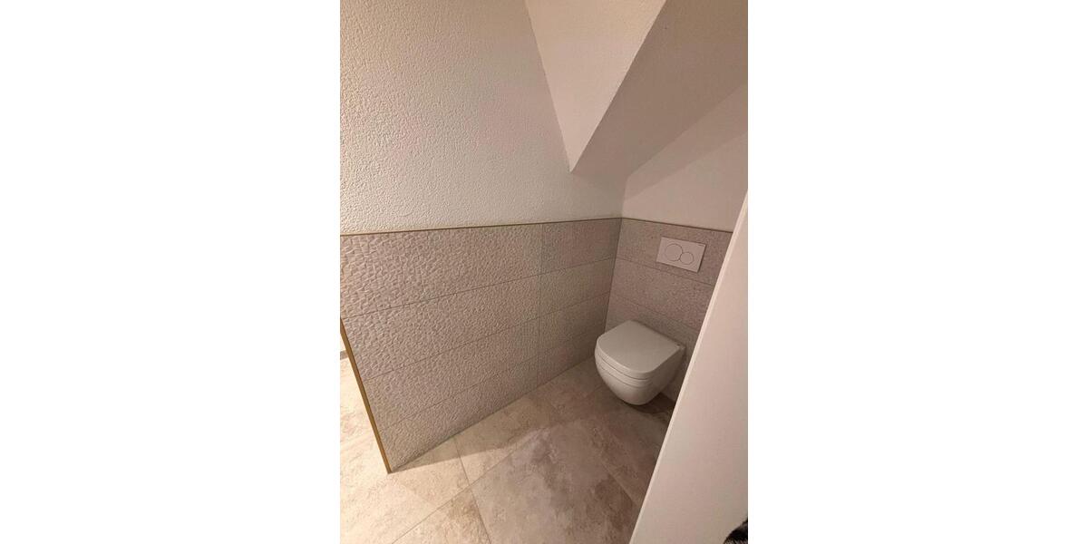 Dachgeschoßwohnung Vaihingen an der Enz - 2 Zimmer, 67 m&sup2;, 1.350&euro; | Angebot:24850539