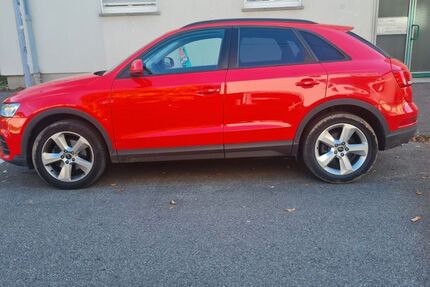 Audi Q3 111.000 km 14.900 € Stuttgart 70372