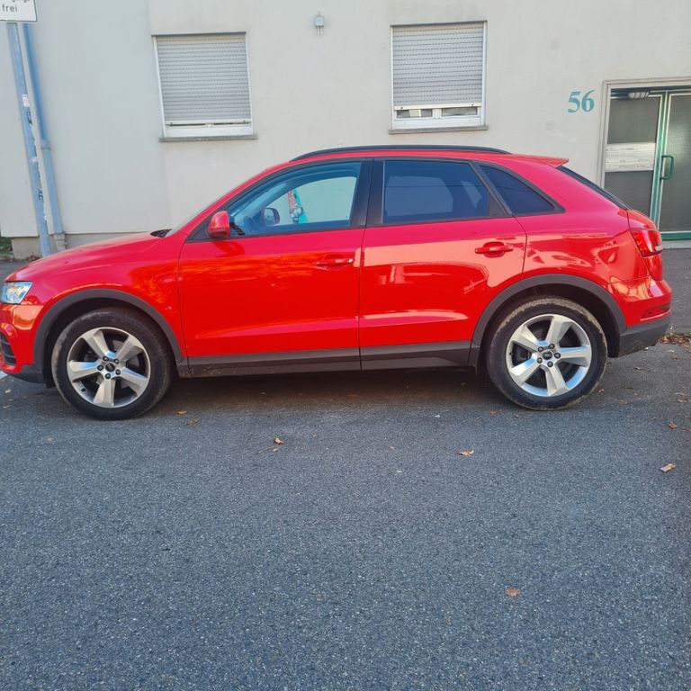 Audi Q3 111.000 km 14.900 € Stuttgart 70372