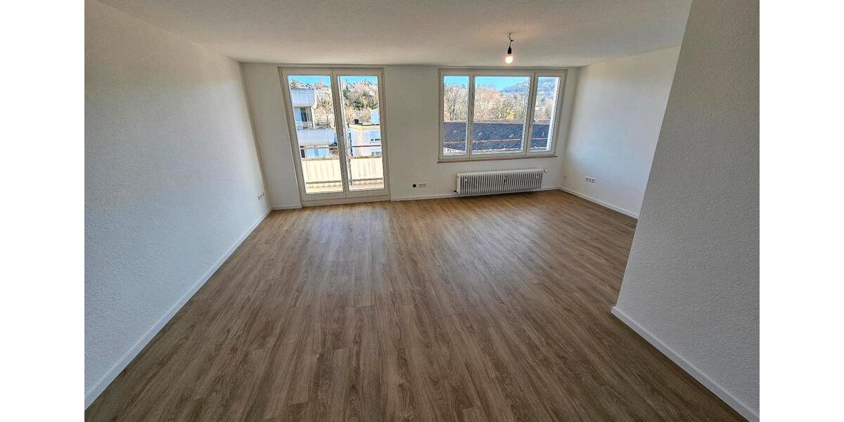 Etagenwohnung Pforzheim Eutingen - 4 Zimmer, 120 m&sup2;, 1.550&euro; | Angebot:24431620