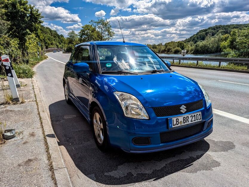 Suzuki Swift 94.000 km 4.500 € Remseck 71686