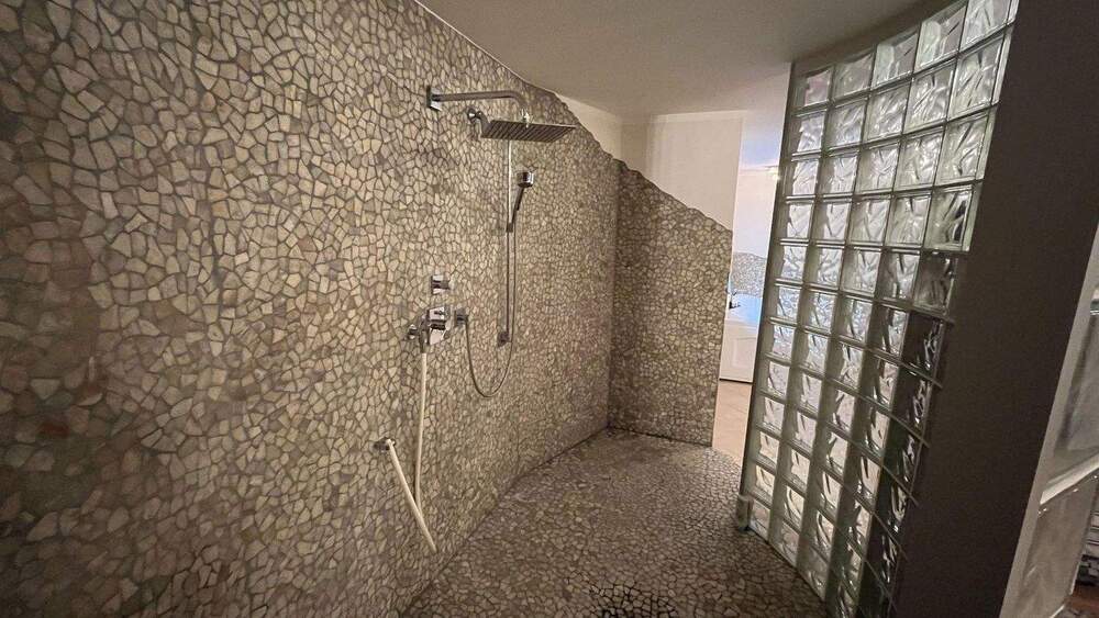 Einfamilienhaus Kornwestheim - 7 Zimmer, 334 m&sup2;, 1.773.000&euro; | Angebot:24662146