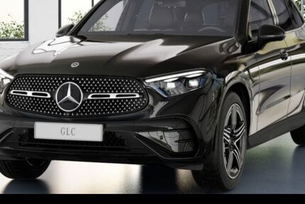 Mercedes-Benz GLC 300 9.900 km 66.490 &euro; Stuttgart 70372